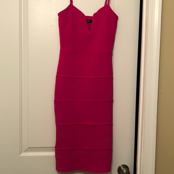 Dress - Picture 4 of 6